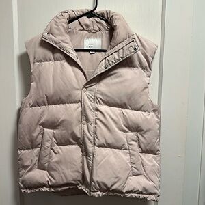 Puffer vest. Oversized fit. Size medium in excellent condition.